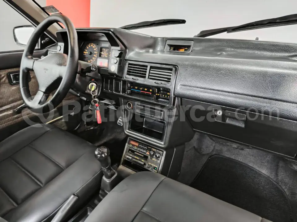 Foto 20 de Mazda 323 NX