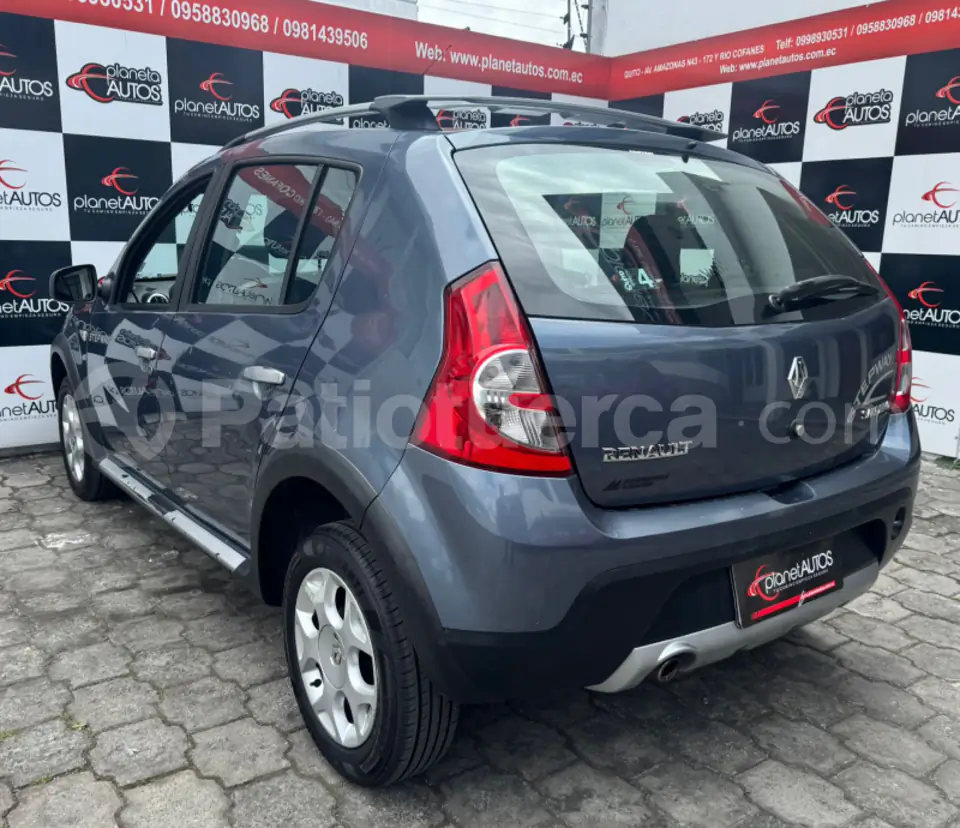 Foto 6 de Renault Logan