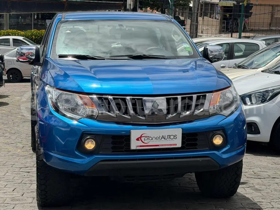 Foto 3 de Mitsubishi L200 HIRIDER