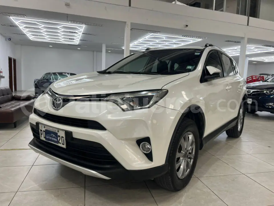 Foto 1 de Toyota RAV 4