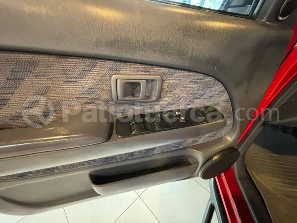 Foto 12 de Toyota Hilux SR5