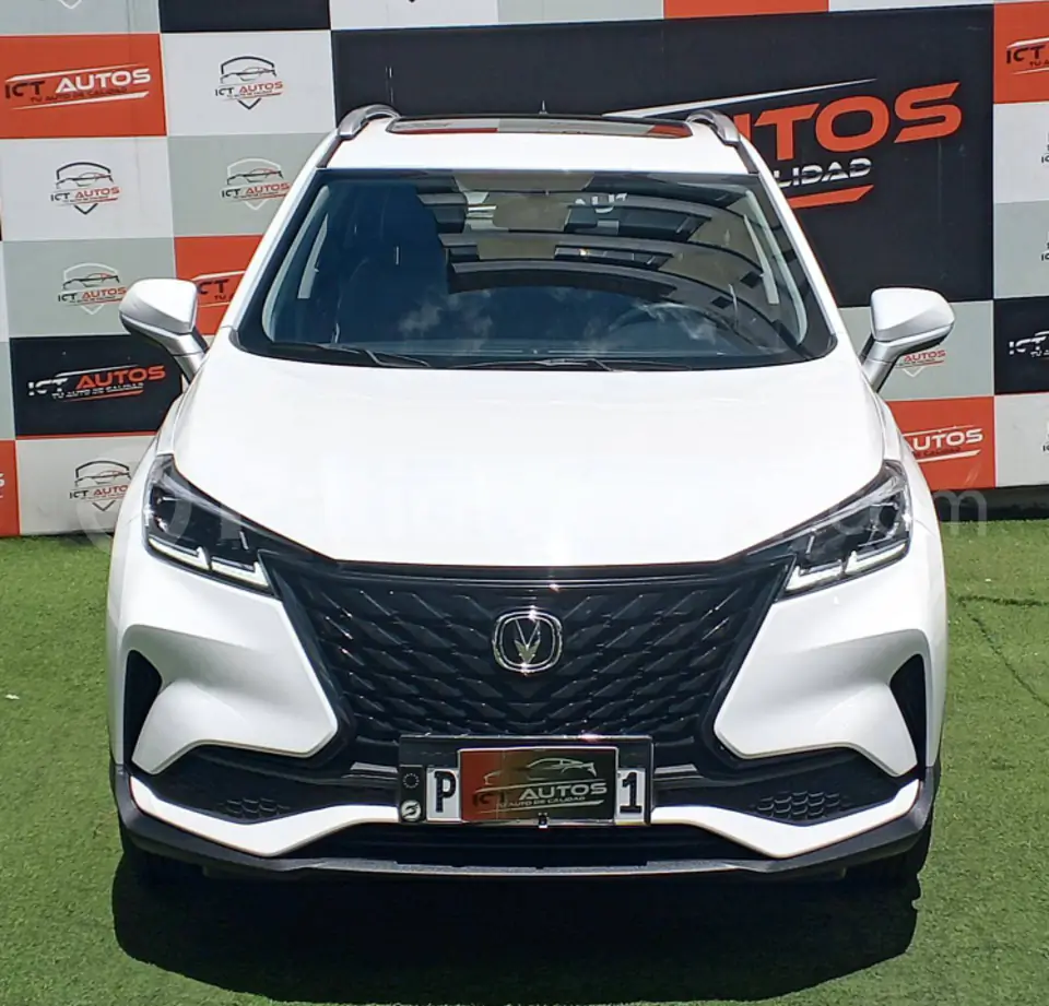Foto 1 de Changan NEW CS15 GT