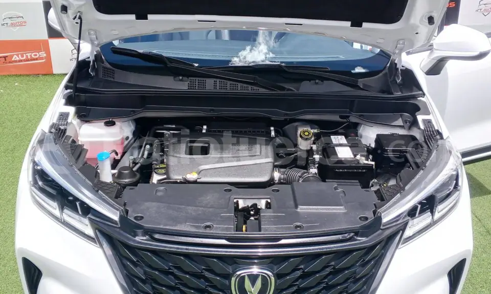 Foto 6 de Changan NEW CS15 GT