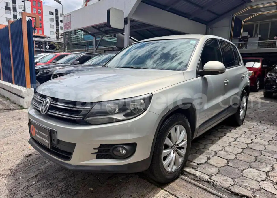 Foto 1 de Volkswagen Tiguan Trendline