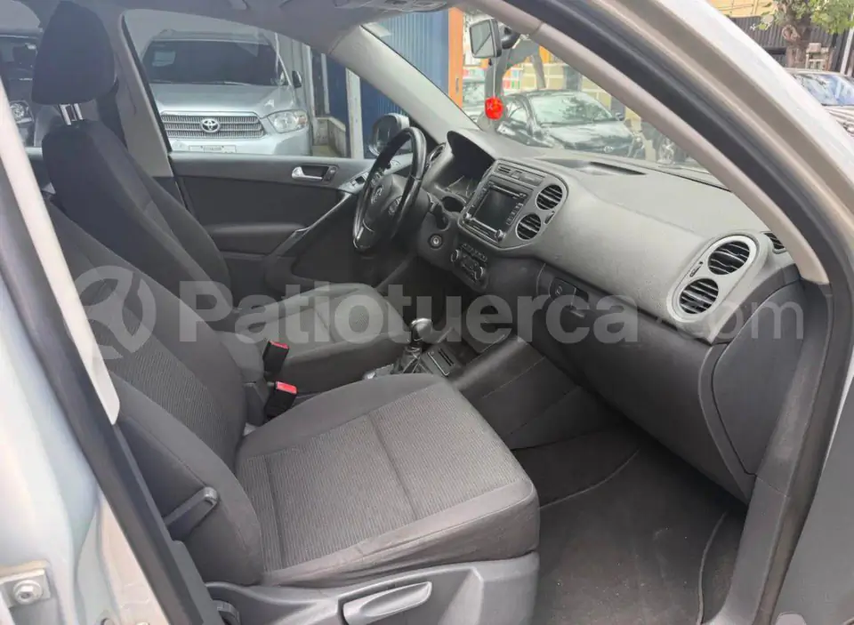 Foto 3 de Volkswagen Tiguan Trendline