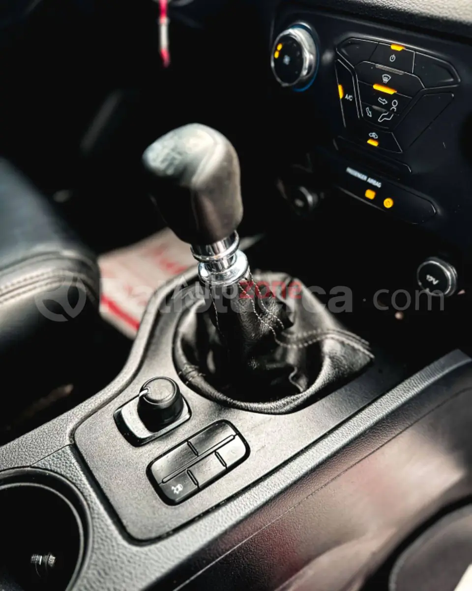 Foto 11 de Ford RANGER CREW CAB XL