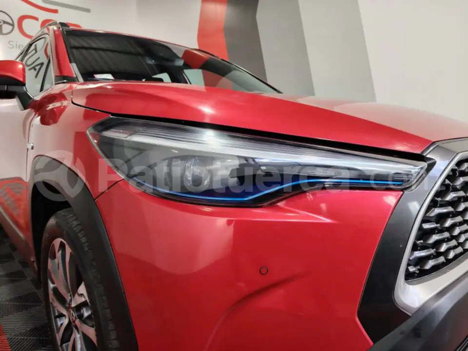 Foto 5 de Toyota Corolla Cross High