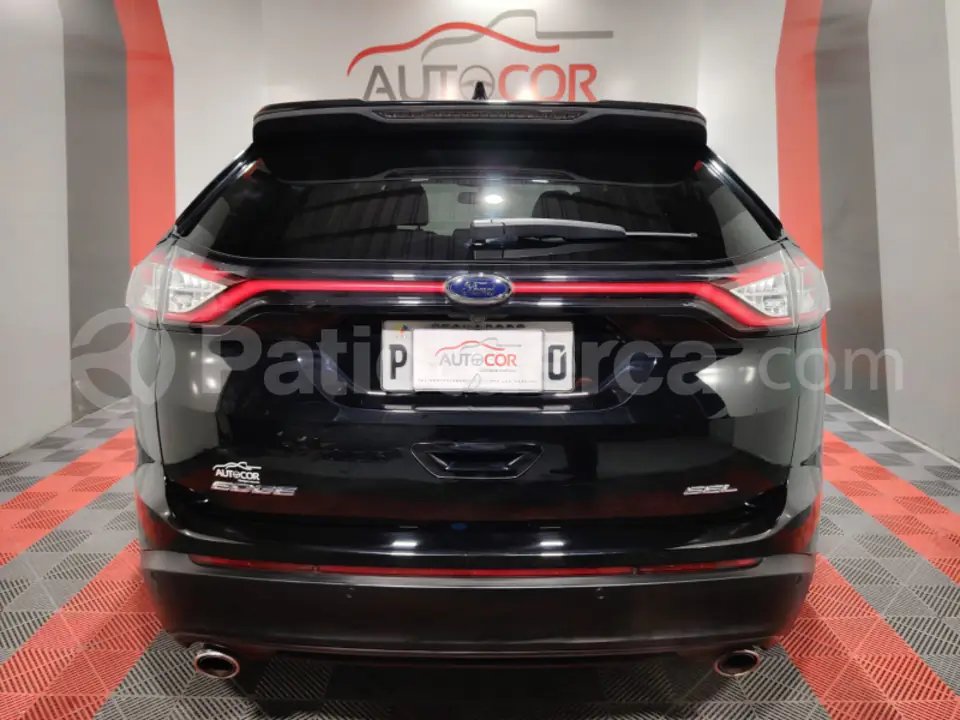 Foto 3 de Ford Edge