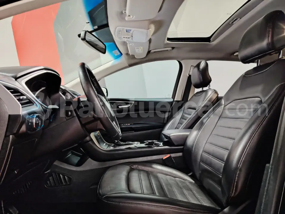 Foto 11 de Ford Edge