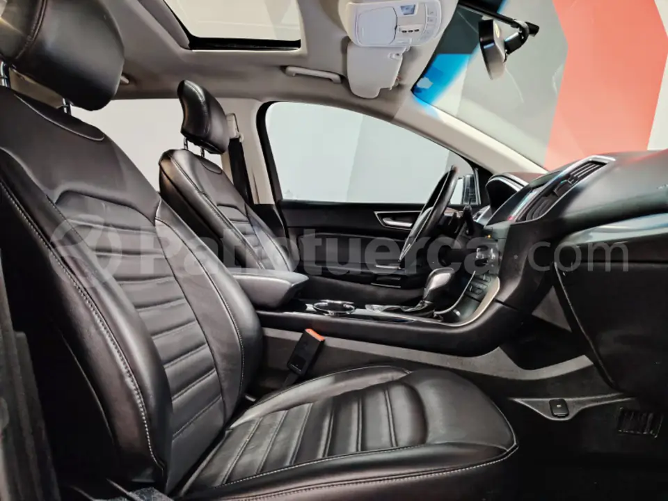 Foto 24 de Ford Edge
