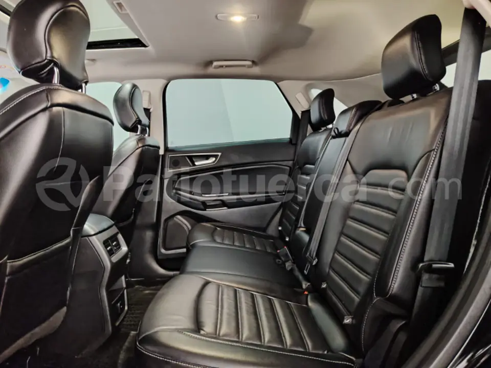 Foto 28 de Ford Edge