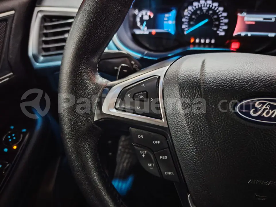 Foto 30 de Ford Edge