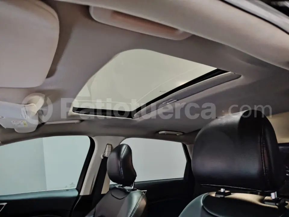Foto 32 de Ford Edge