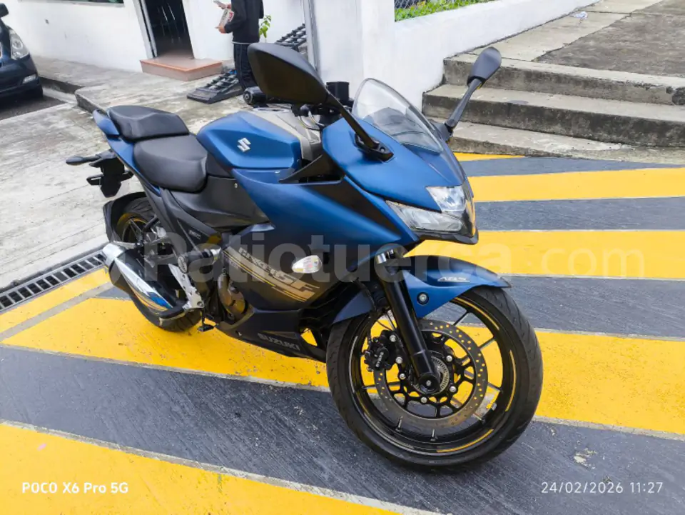 Foto 4 de Suzuki Gixxer