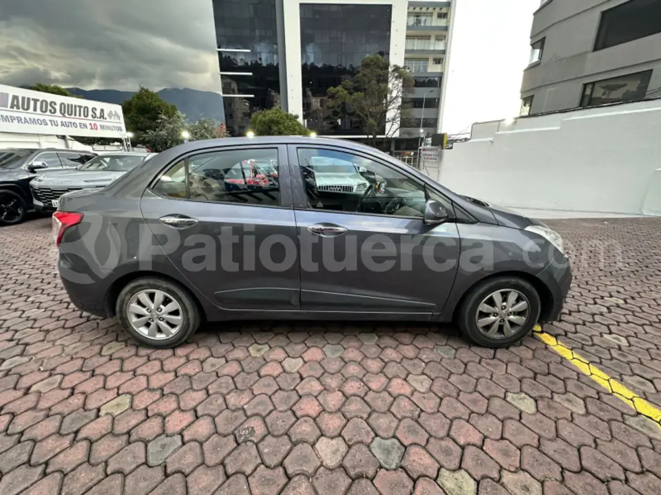 Foto 5 de Hyundai Grand I10 HB