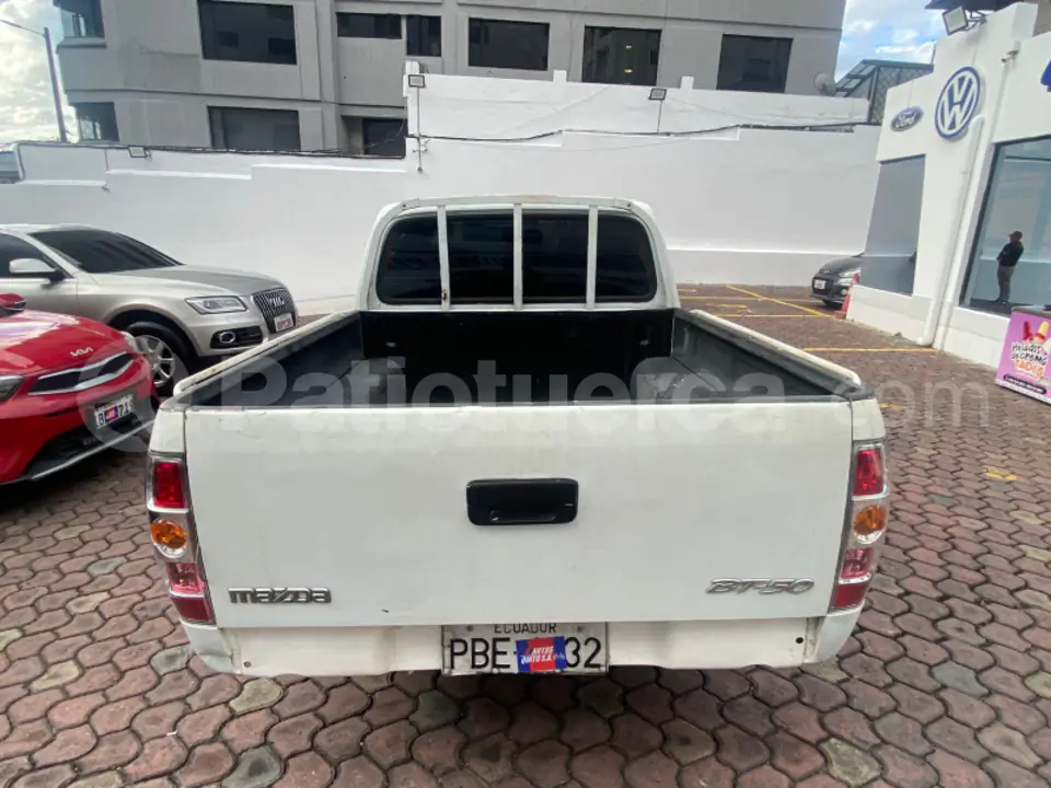 Foto 7 de Mazda BT-50 CD 4x2