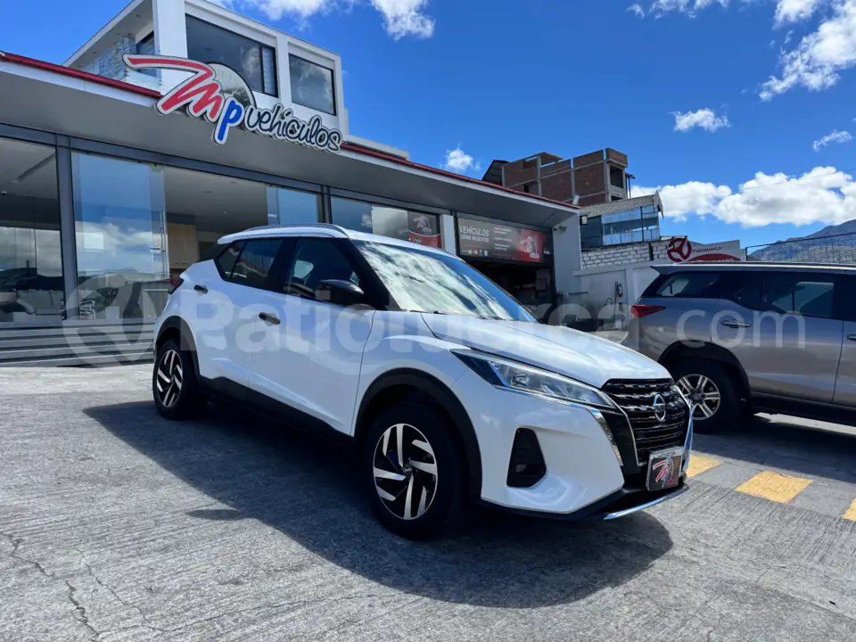 Foto 2 de Nissan Kicks Drive