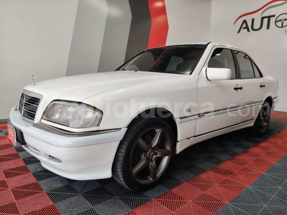 Foto 5 de Mercedes Benz C200