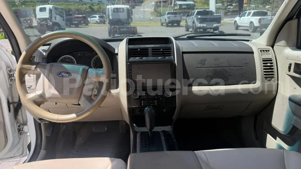 Foto 8 de Ford ESCAPE XLS