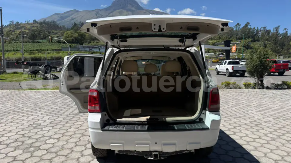 Foto 9 de Ford ESCAPE XLS