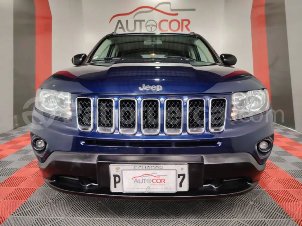 Foto 2 de Jeep Compass Sport