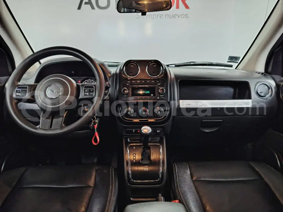 Foto 12 de Jeep Compass Sport