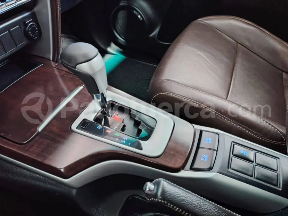 Foto 29 de Toyota New Fortuner