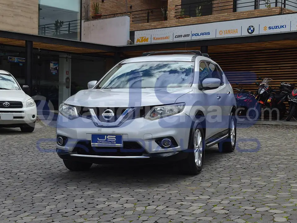 Foto 1 de Nissan X-Trail Sense