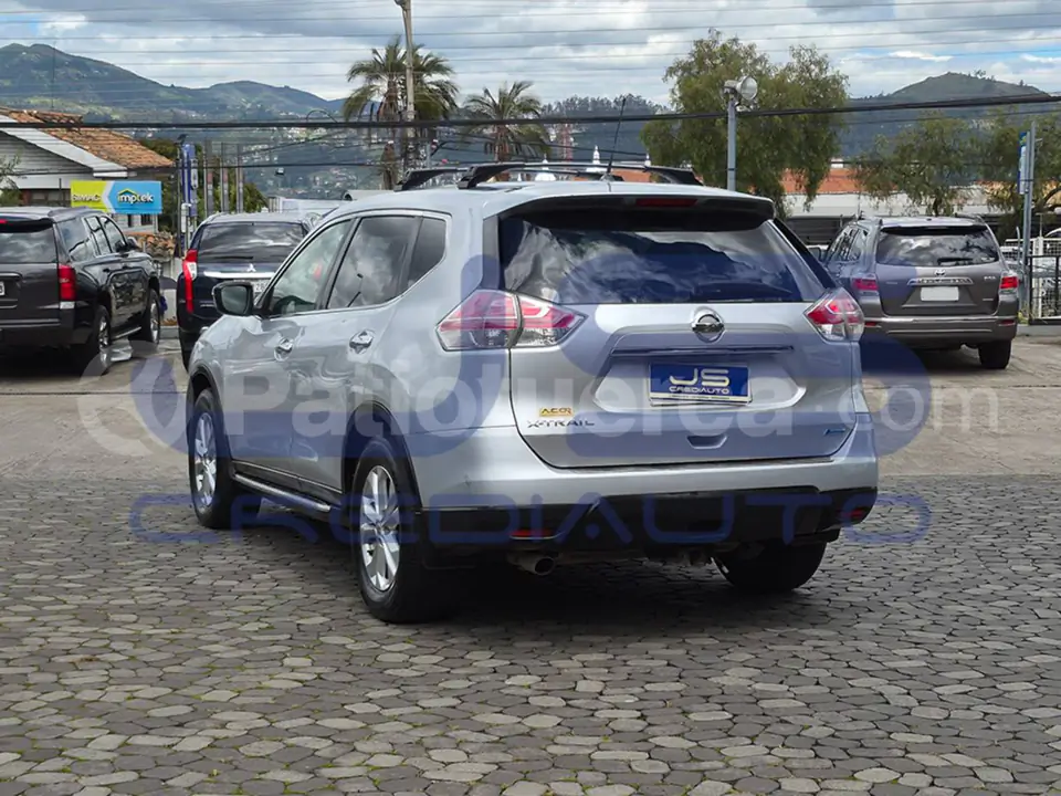 Foto 3 de Nissan X-Trail Sense