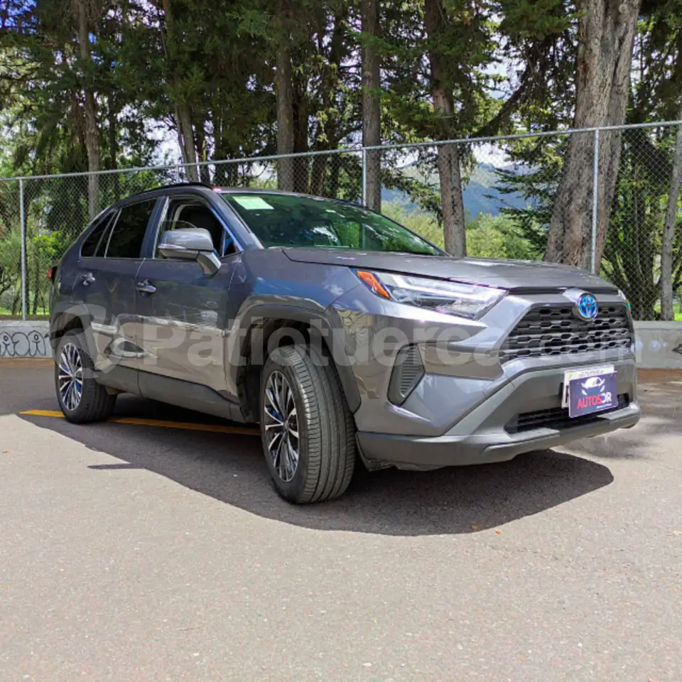Foto 10 de Toyota RAV 4 XLE