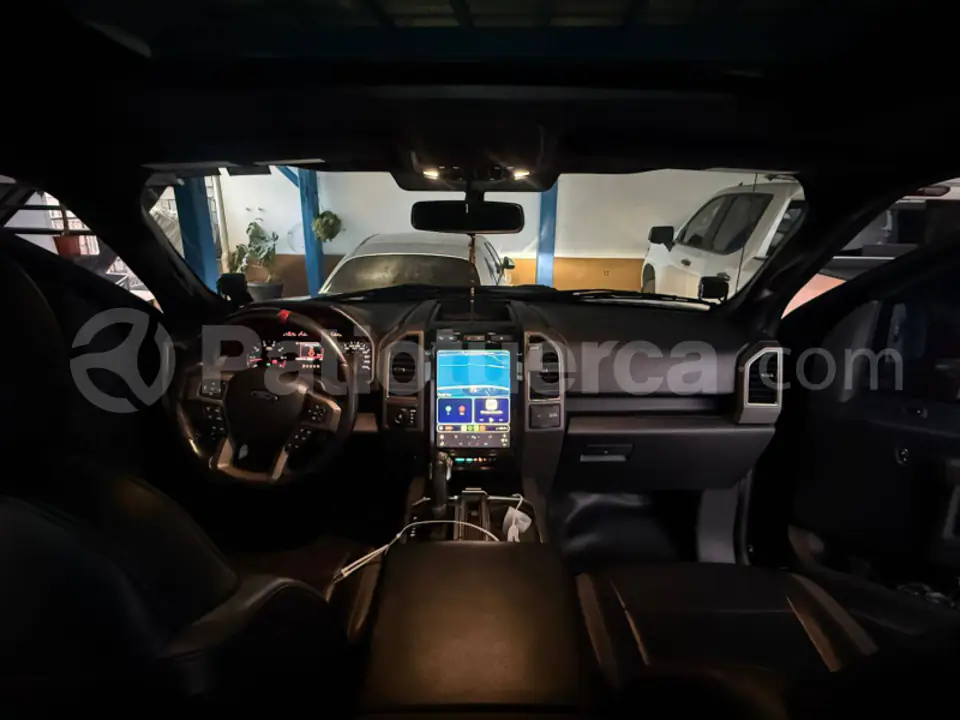 Foto 8 de Ford F150 Raptor AC