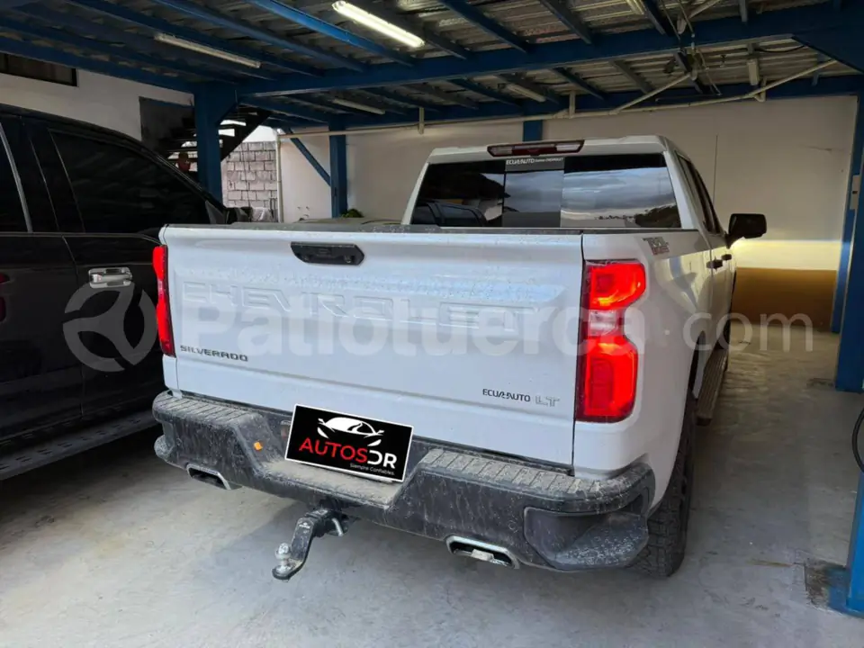 Foto 10 de Chevrolet Silverado Trailboss Z71 AC