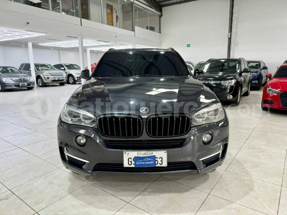 Foto 2 de BMW X5 xDrive35i