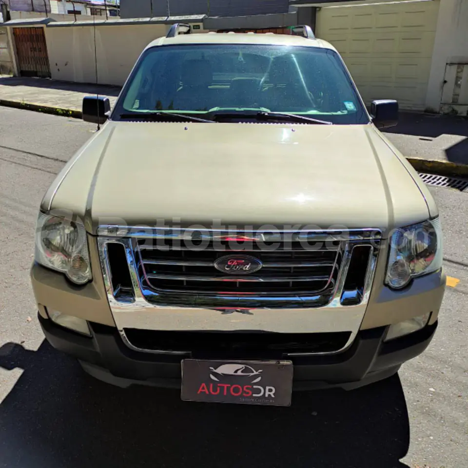 Foto 3 de Ford Explorer Sport Trac