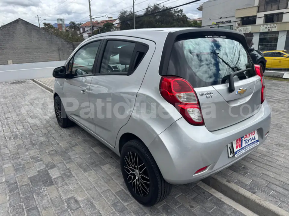 Foto 9 de Chevrolet Spark GT