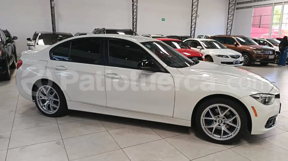 Foto 5 de BMW 318i