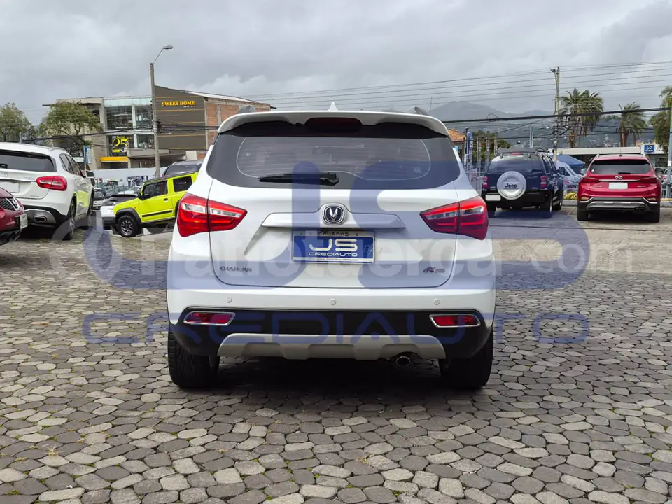Foto 4 de Changan CS35