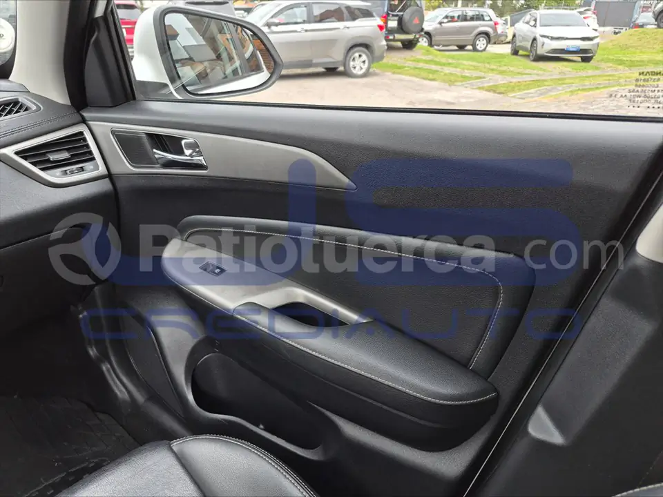 Foto 13 de Changan CS35