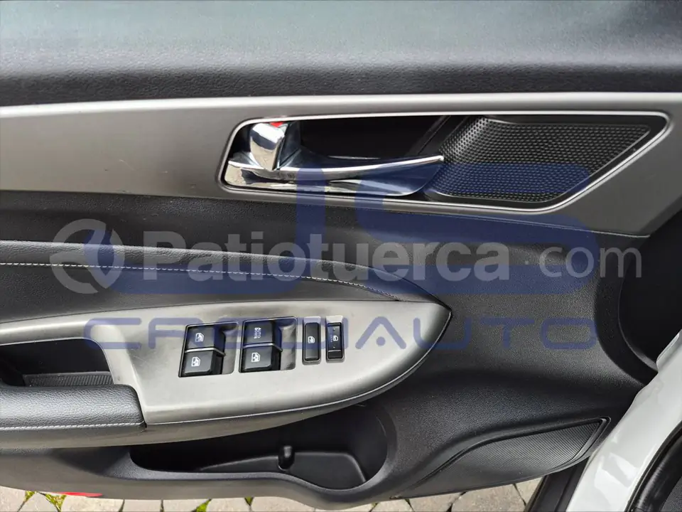 Foto 14 de Changan CS35