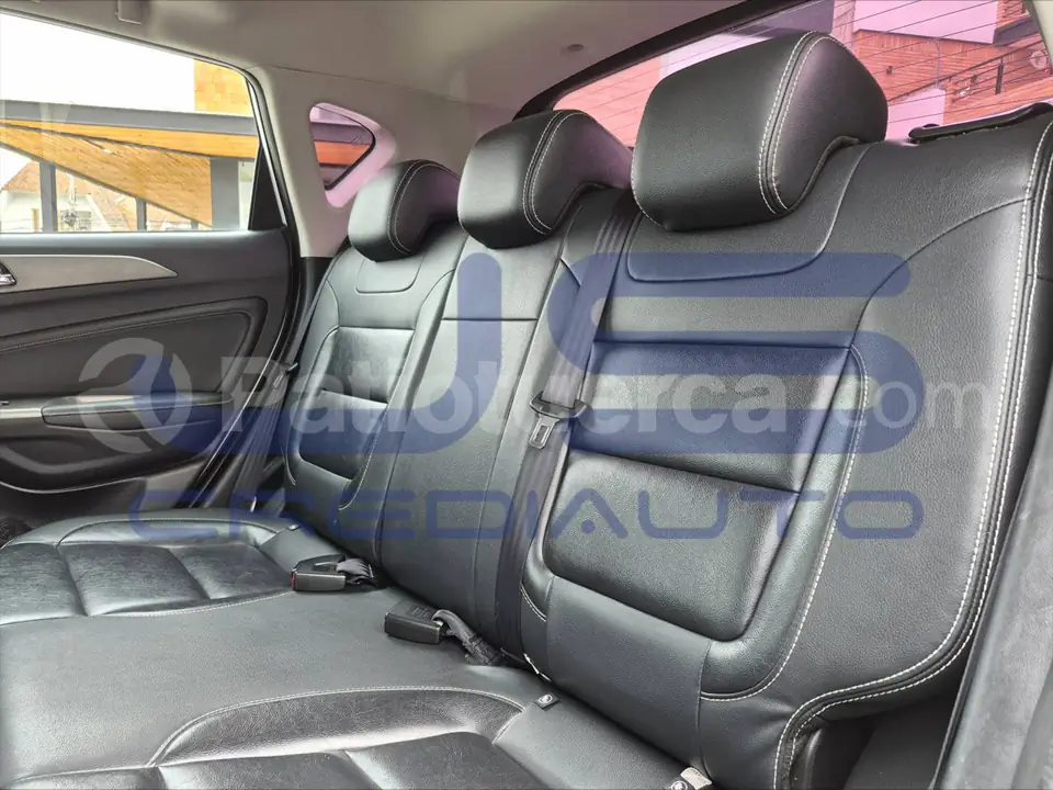Foto 17 de Changan CS35
