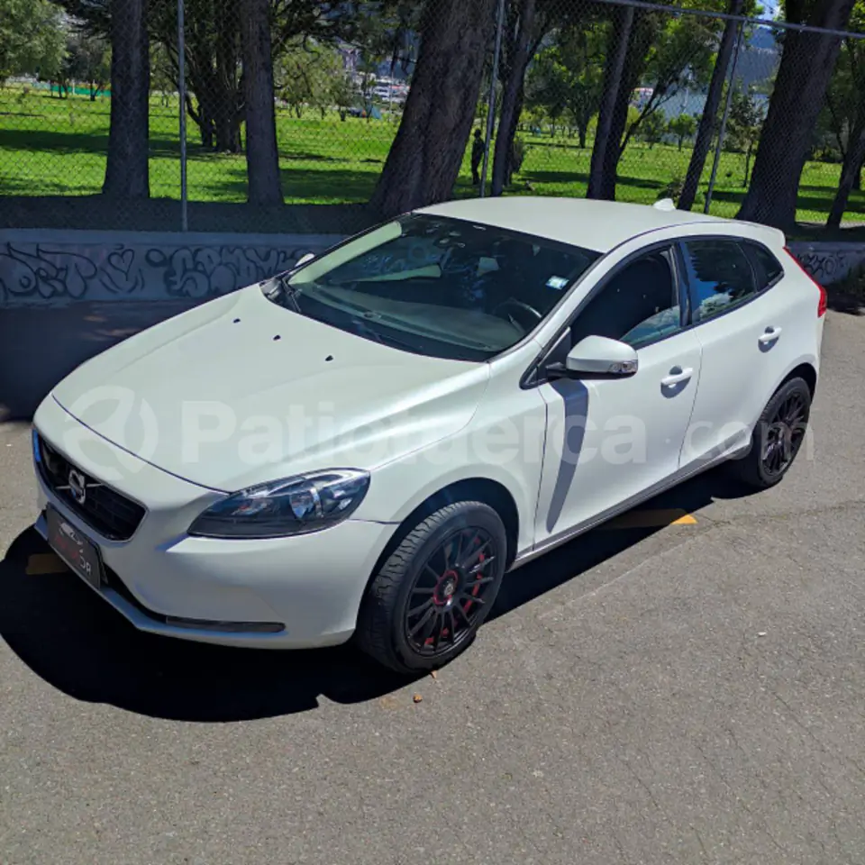 Foto 1 de Volvo V40