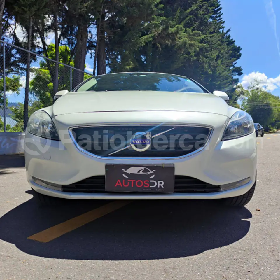 Foto 2 de Volvo V40
