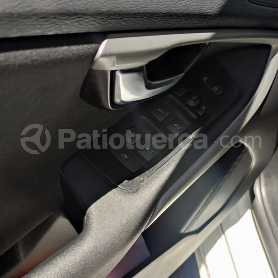 Foto 23 de Volvo V40
