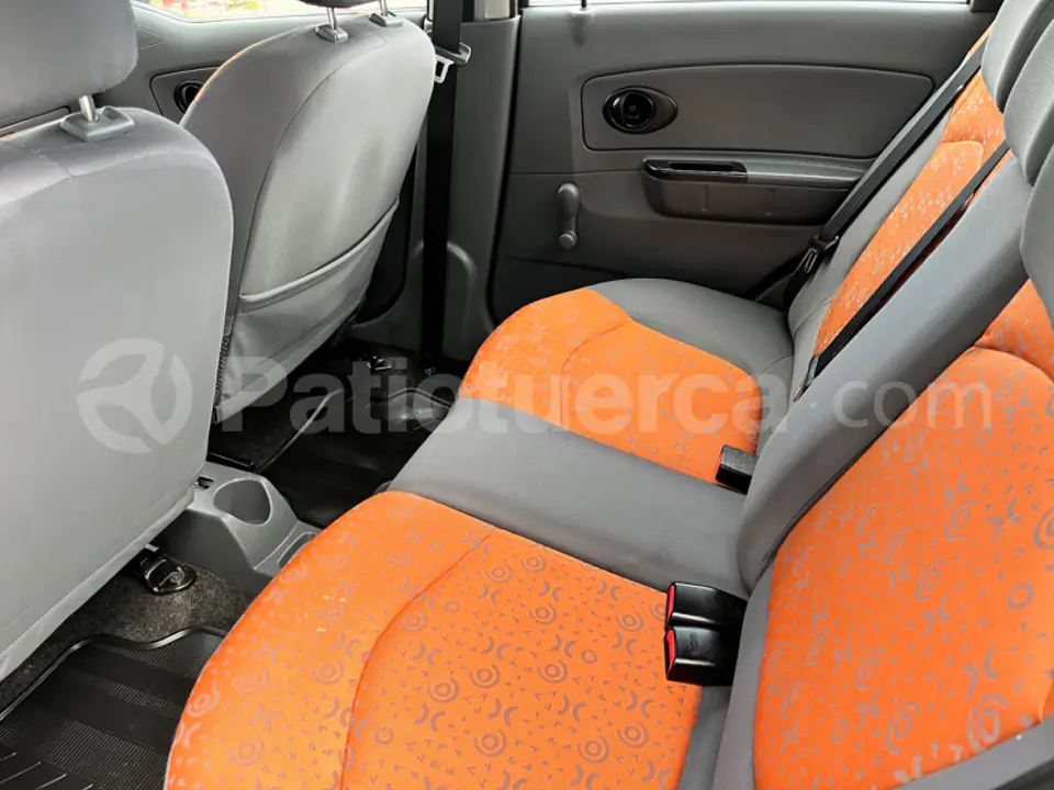 Foto 7 de Chevrolet Spark