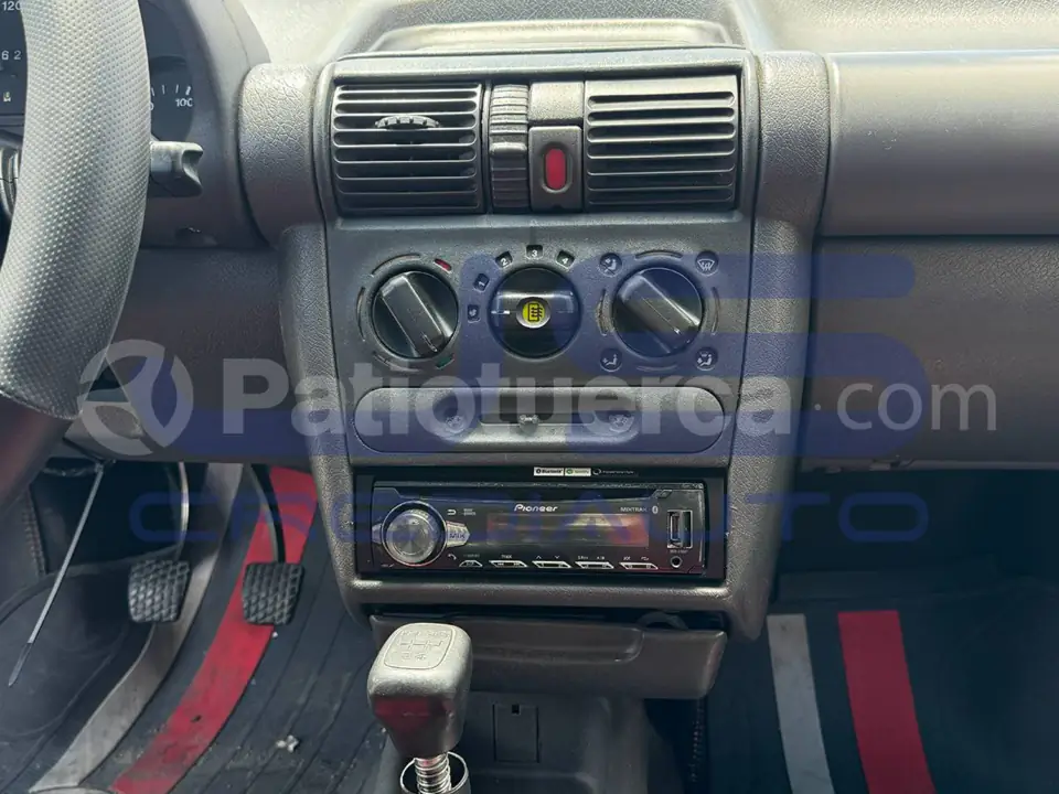 Foto 9 de Chevrolet Corsa