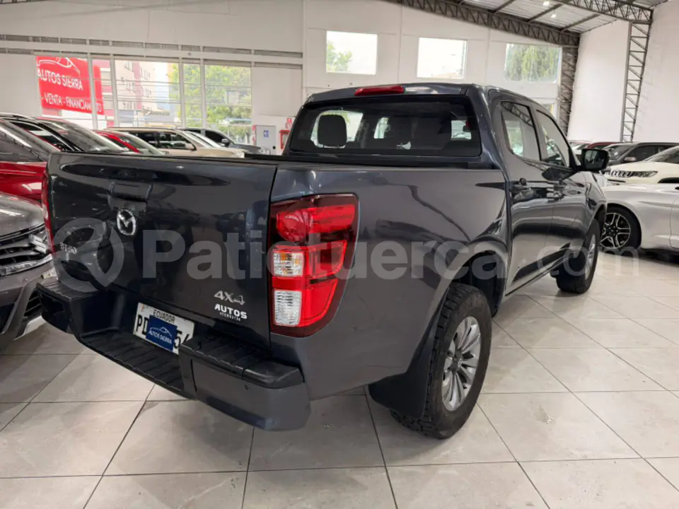 Foto 8 de Mazda New BT-50