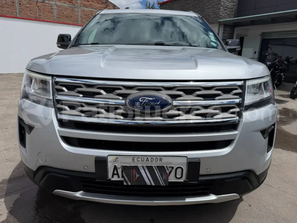 Foto 2 de Ford Explorer XLT