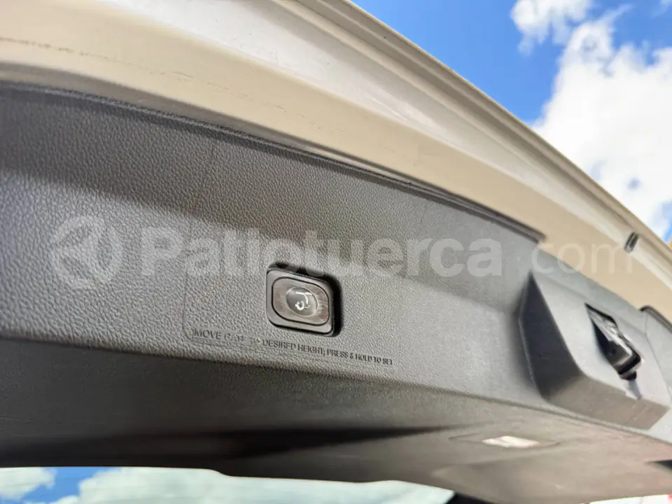Foto 10 de Ford Explorer XLT