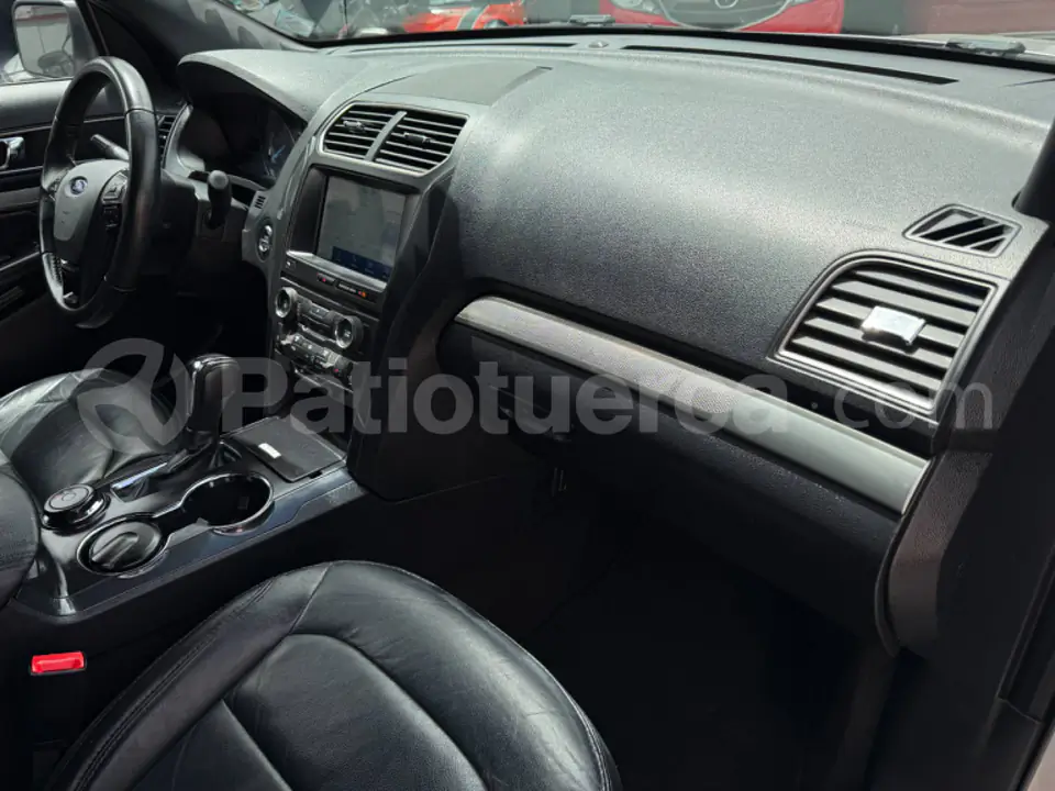 Foto 12 de Ford Explorer XLT