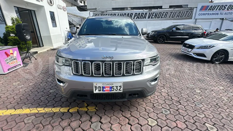 Foto 2 de Jeep Cherokee Laredo